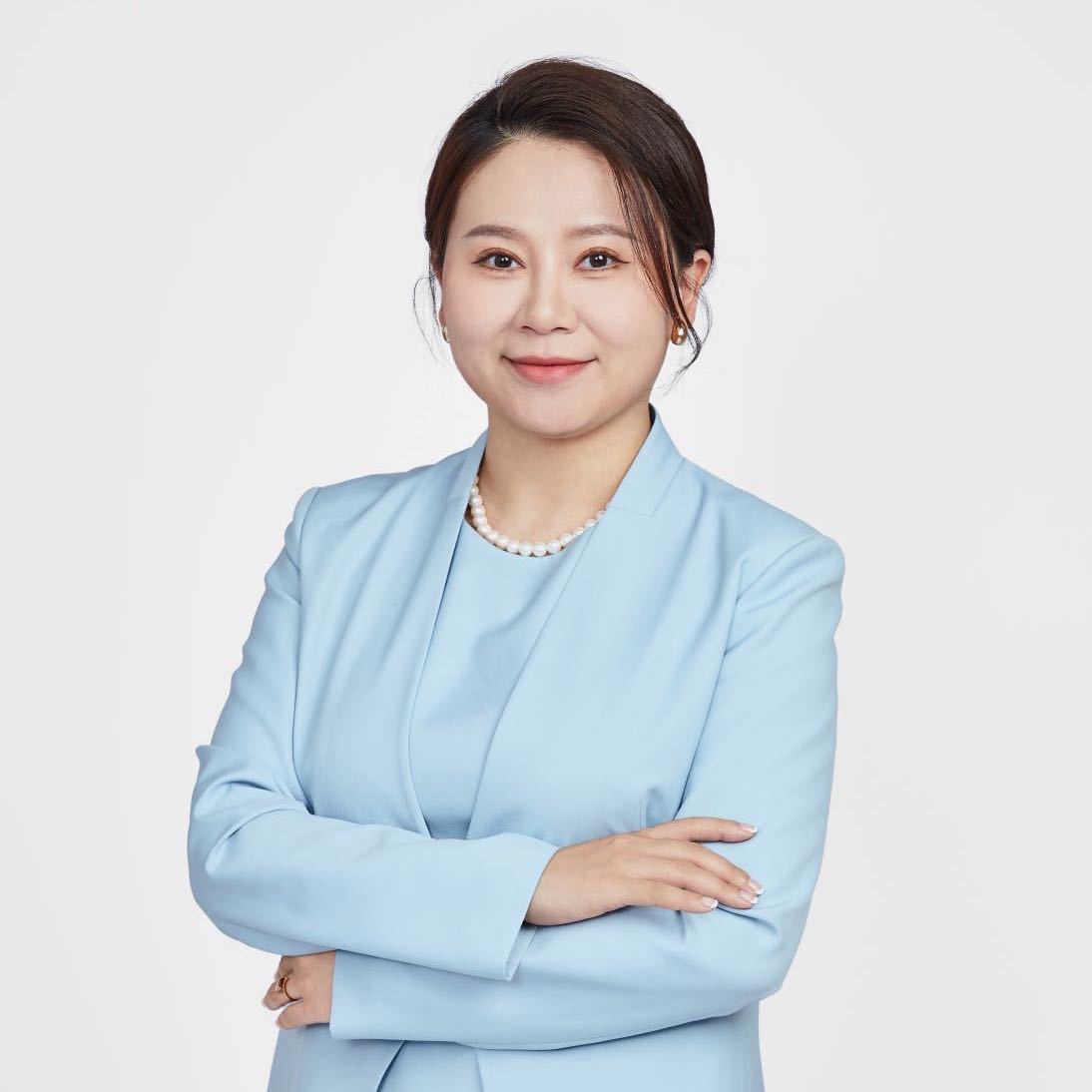 钟晓琴律师形象照